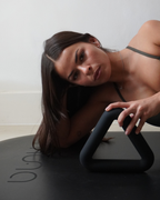 Triangle Dumbbell Muna Wellness