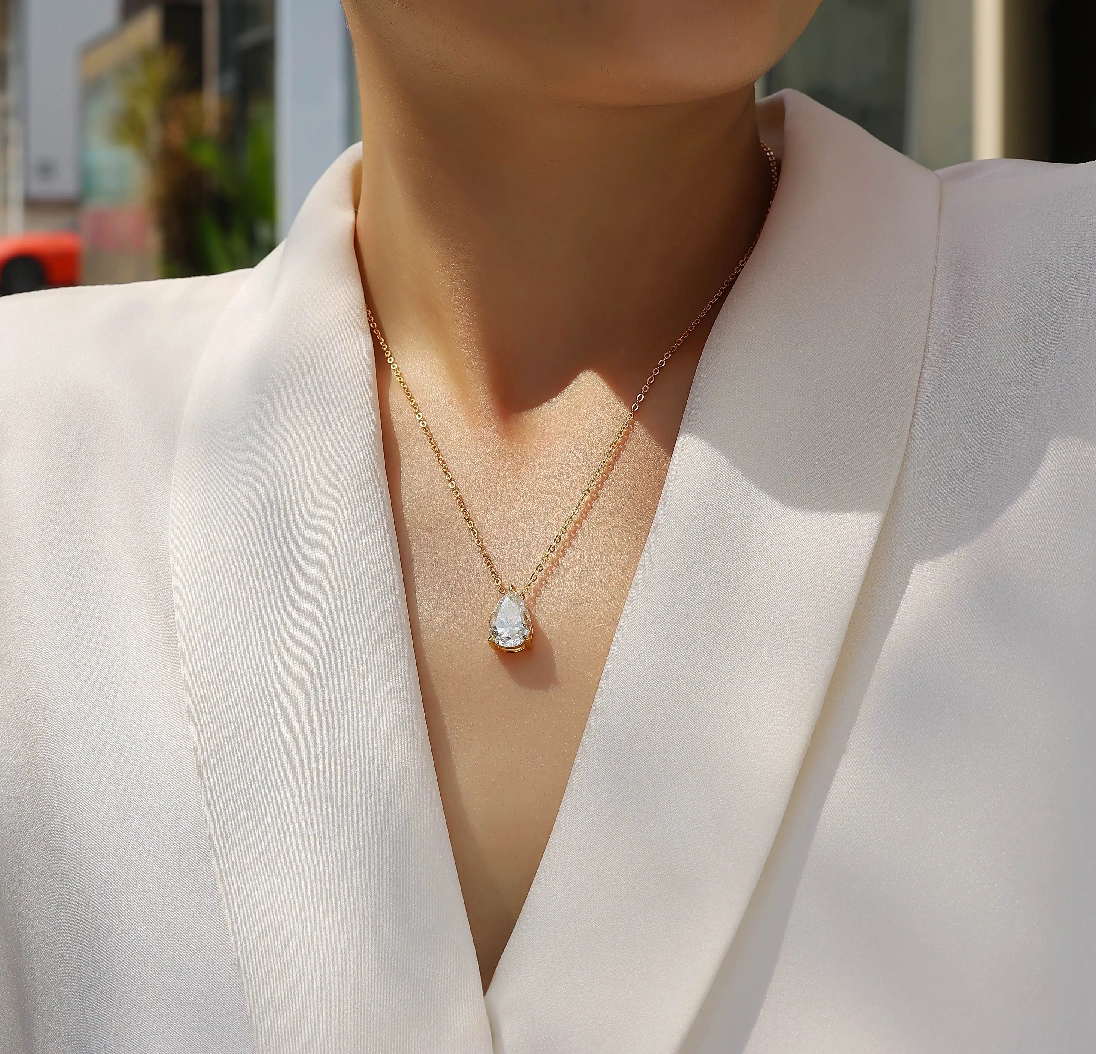 Original Factory Price 3ct Pear Cut Moissanite Pendant Women Simple Design Daily Wear 925 Silver Fine Necklace Gold Plated Fury Fits